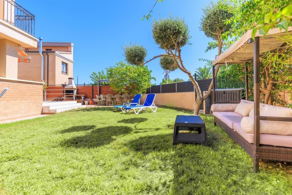 Adosado Con Jardin En Los Xalets De סאלו מראה חיצוני תמונה