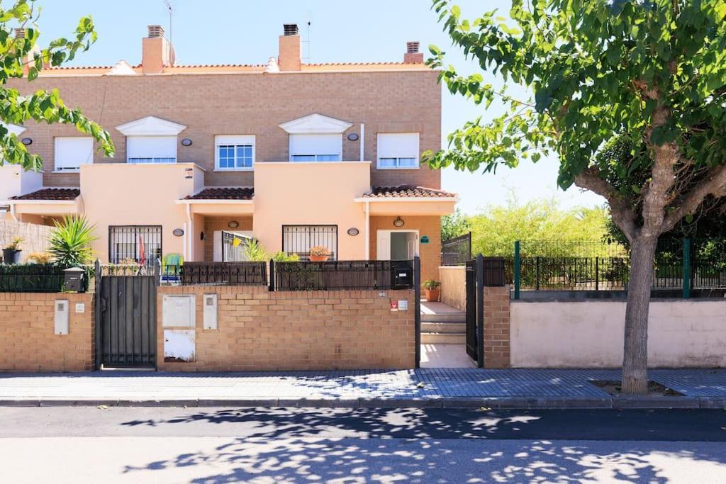Adosado Con Jardin En Los Xalets De סאלו מראה חיצוני תמונה
